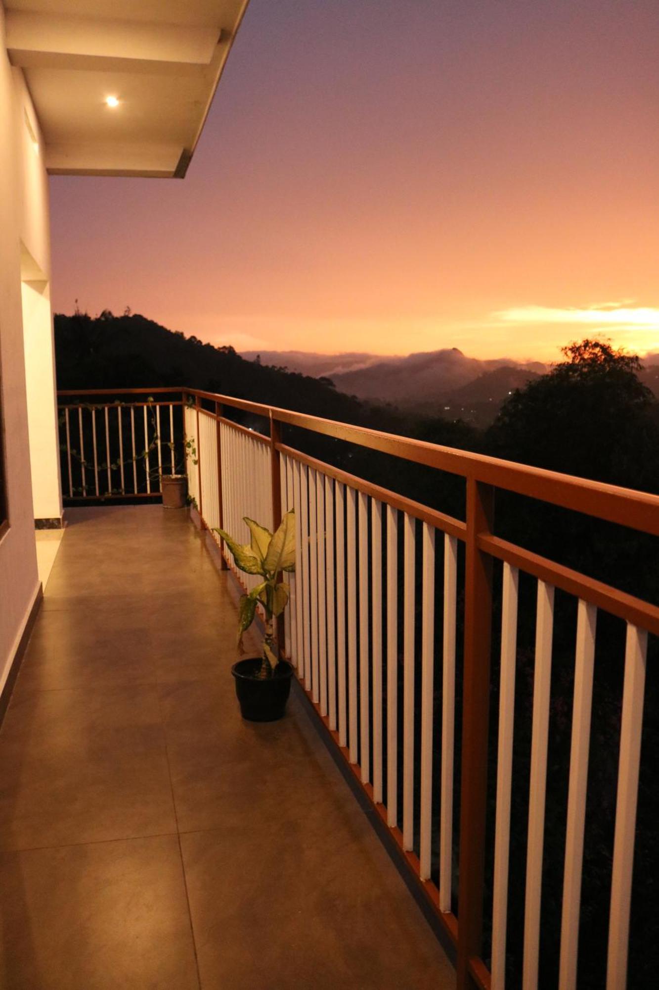 Asprin Homestay Munnar Eksteriør bilde